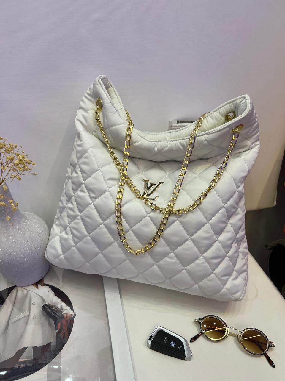 /public/uploads/photos/shares/Suzy bags/IMG_2432.jpeg